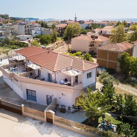 Iria's Luxury * 利迈纳里亚