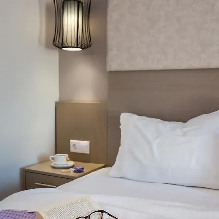 Iria's Luxury 利迈纳里亚