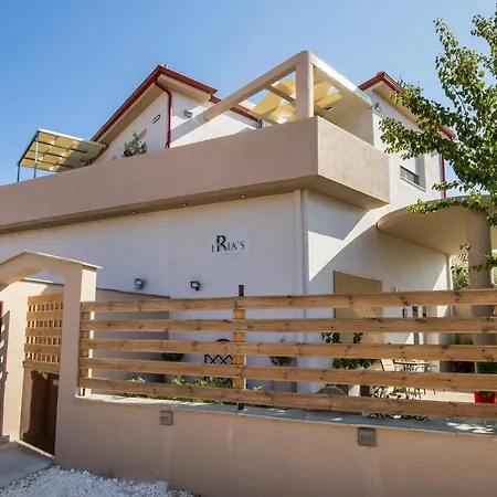 Iria's Luxury Apartman *