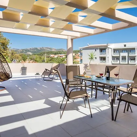 Iria's Luxury Limenária