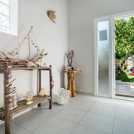 Iria's Luxury アパート *