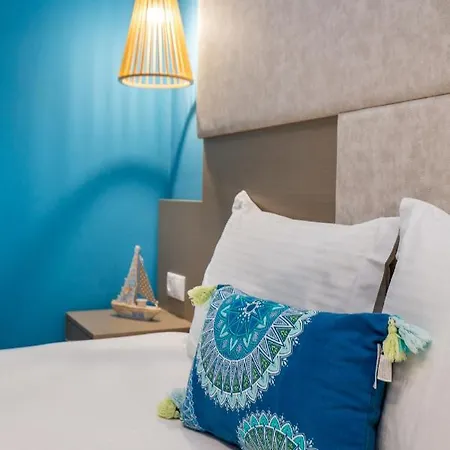 Iria's Luxury Apartment *