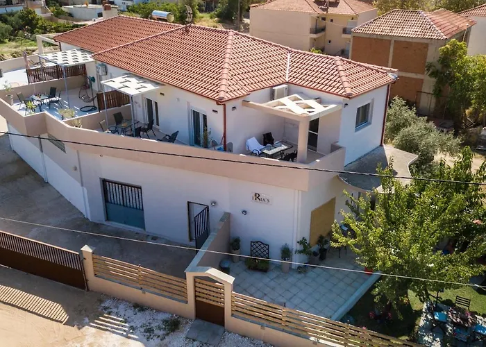 Iria's Luxury يميناريا